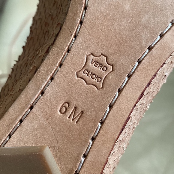 Donald J. Pliner Paix Tan Lace-Up Flats with Textured Leather - Picture 8 of 8